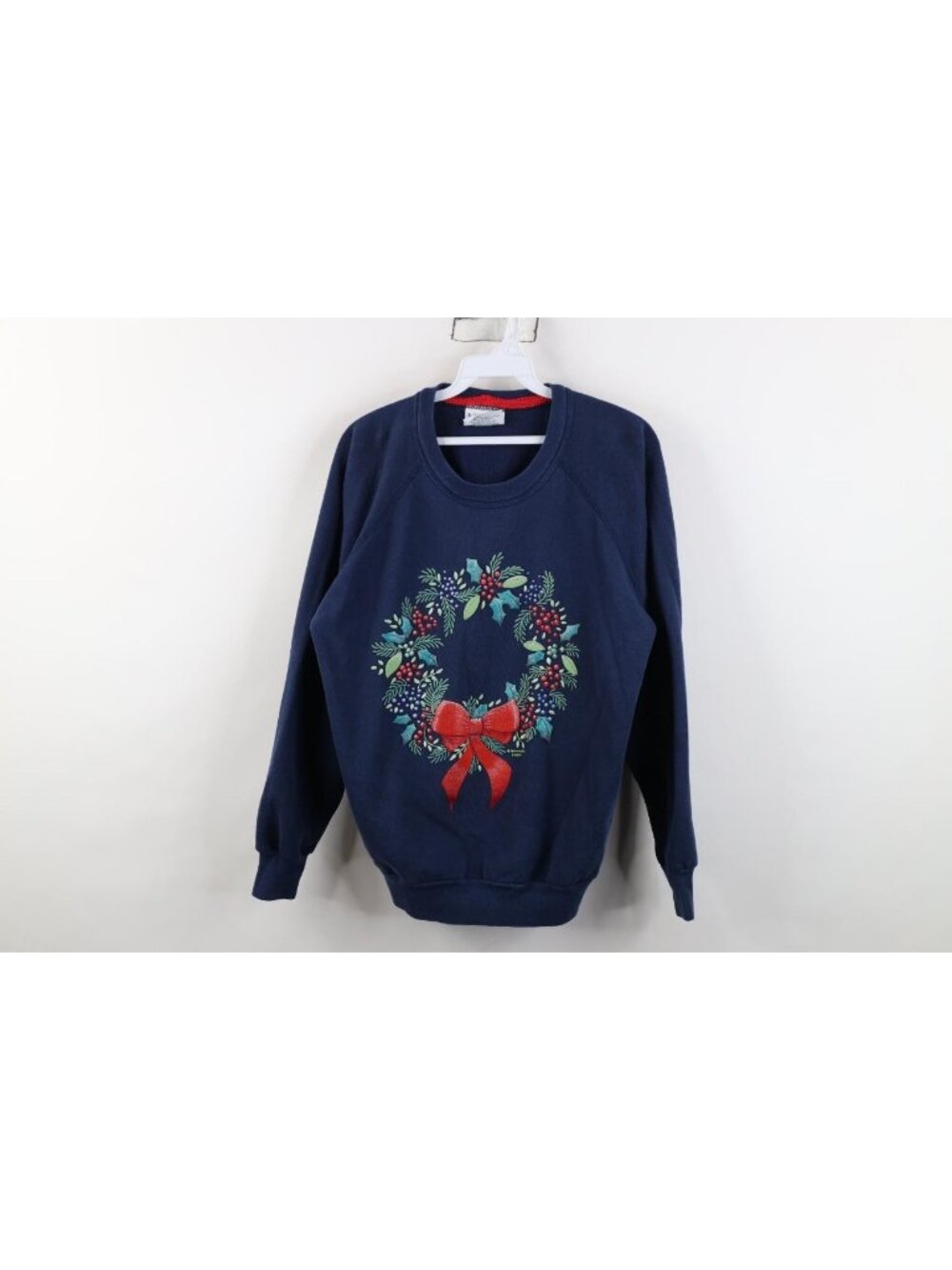Vintage 90s Womens Large Faded Christmas Wreath Crewneck Sweatshirt Blue USA
